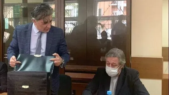 Афиша трансляции Михаил Ефремов признал вину на очередном заседании суда