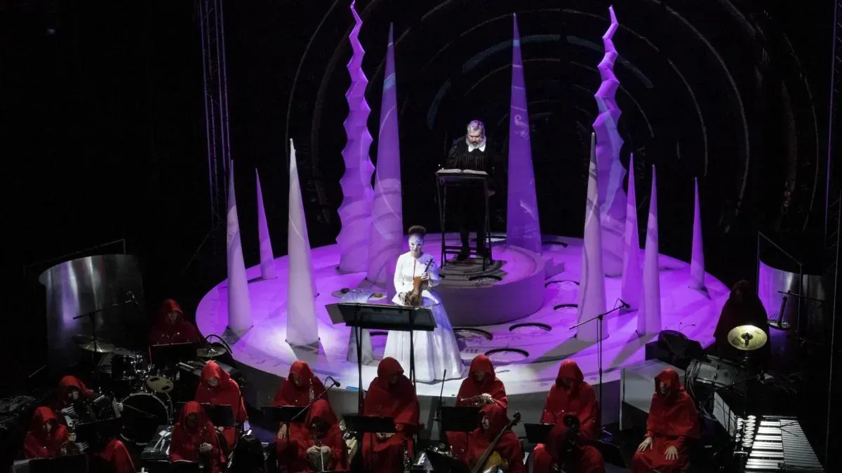 Афиша трансляции Премьерный показ  "Галилео. Опера для скрипки и ученого"