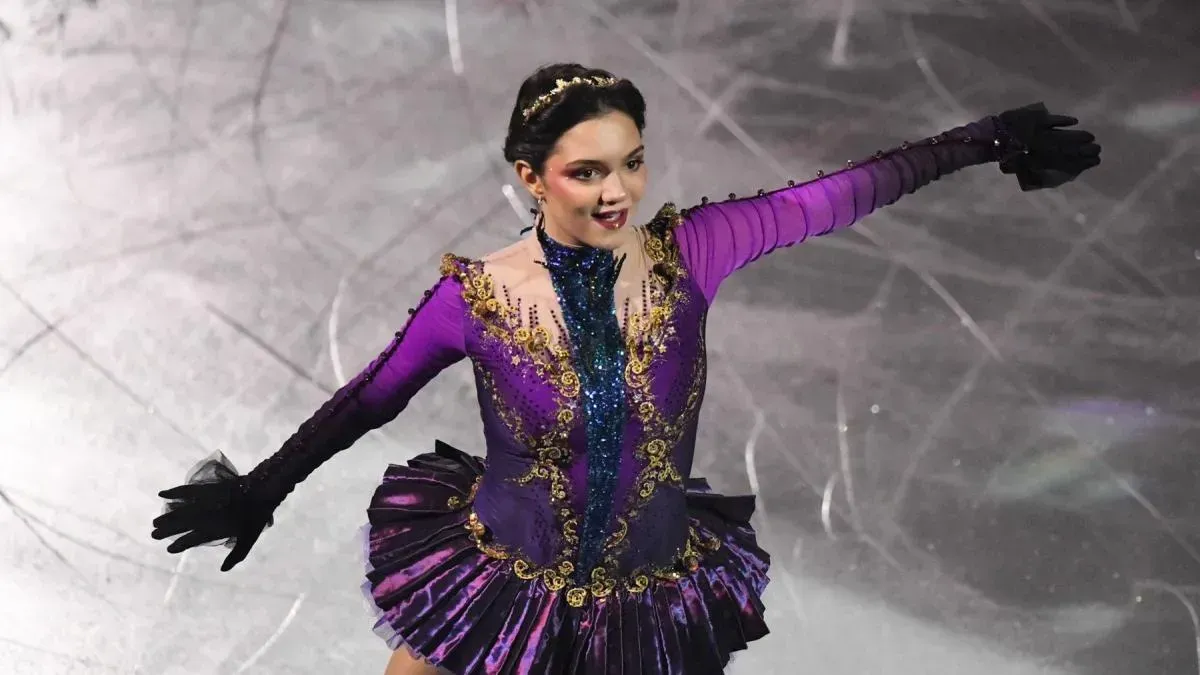 Афиша трансляции Мастер-класс по фигурному катанию от Евгении Медведевой