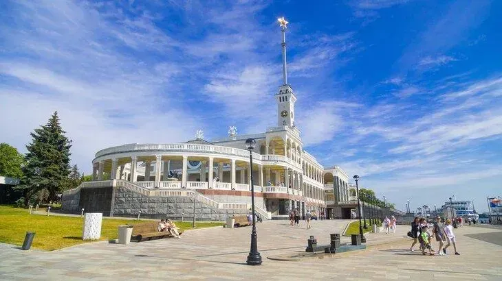 Афиша трансляции Фестиваль "Парк Света" на Северном речном вокзале