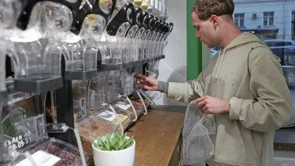 Афиша трансляции Как покупать товары без упаковки и лишнего мусора