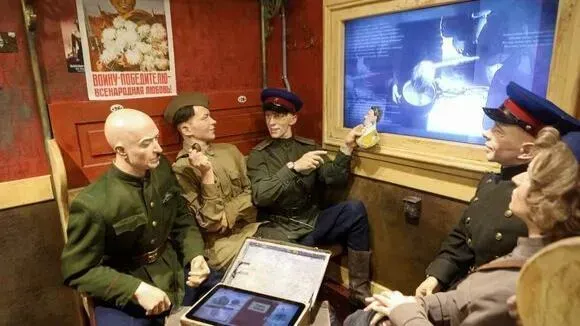 Афиша трансляции Экскурсия по передвижному музею "Поезд Победы"