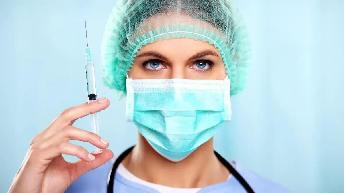 Афиша трансляции Какие болезни можно привезти из отпуска и как их избежать