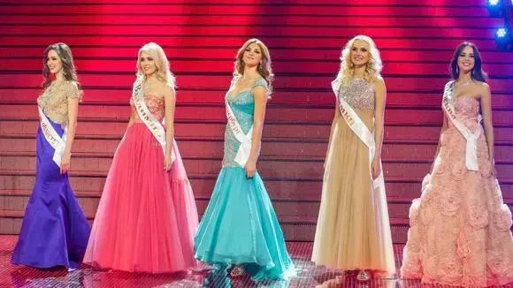 Афиша трансляции Кастинг конкурса "Мисс Россия – 2020"