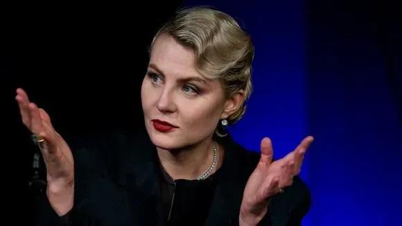 Афиша трансляции Рената Литвинова расскажет о фильме "Северный ветер"