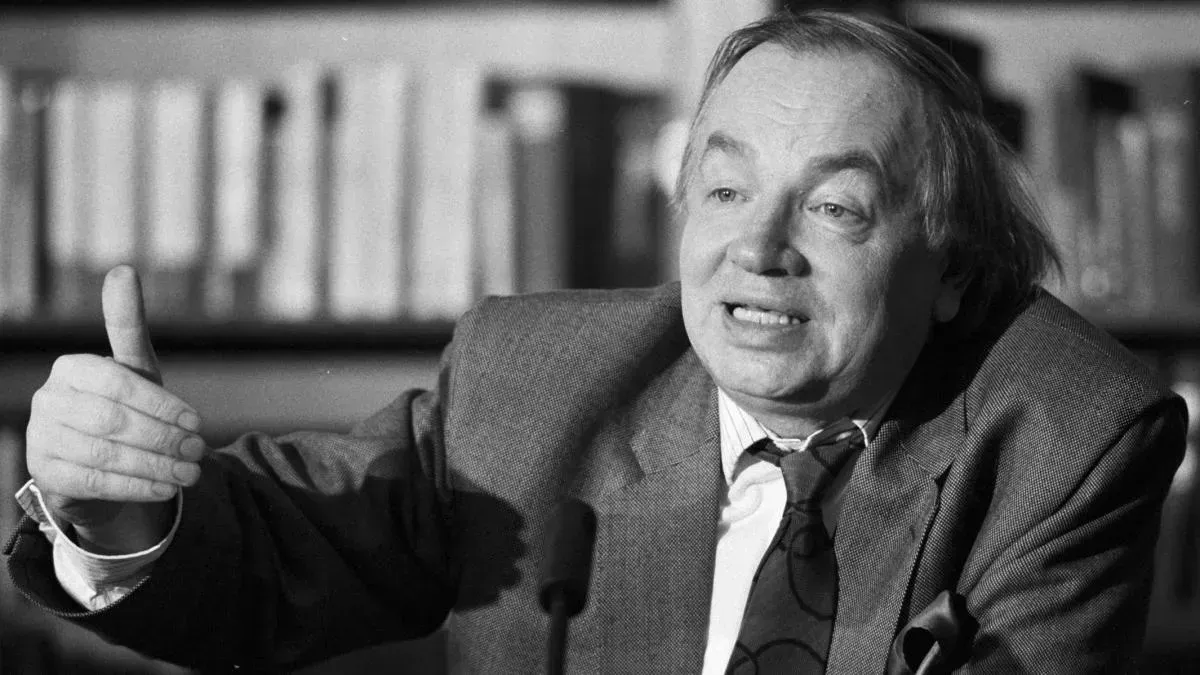 Афиша трансляции Поэтический вечер, посвященный Андрею Вознесенскому