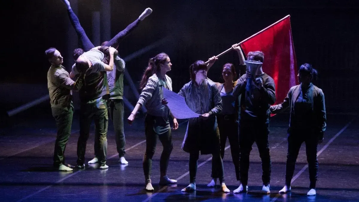 Афиша трансляции Танцевальный спектакль "Завод машин"