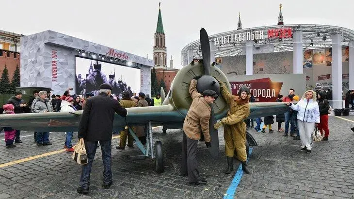 Афиша трансляции Обзор музея под открытым небом на Красной площади