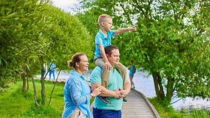 Афиша трансляции Всероссийский парад семьи на ВДНХ