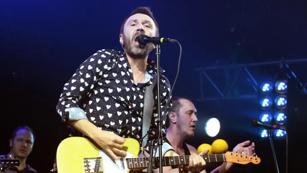 Афиша трансляции Сергей Шнуров – о финальном турне группы "Ленинград"