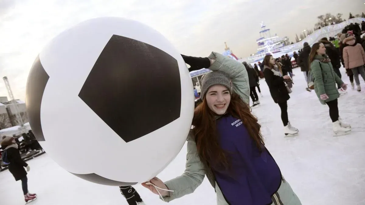 Афиша трансляции Флешмоб на катке ВДНХ в честь 100-летия "Динамо"