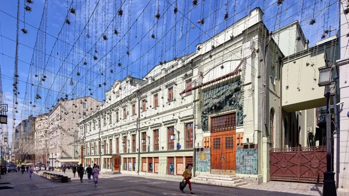 Афиша трансляции Открытие выставки к 125-летию МХТ в Новом Манеже