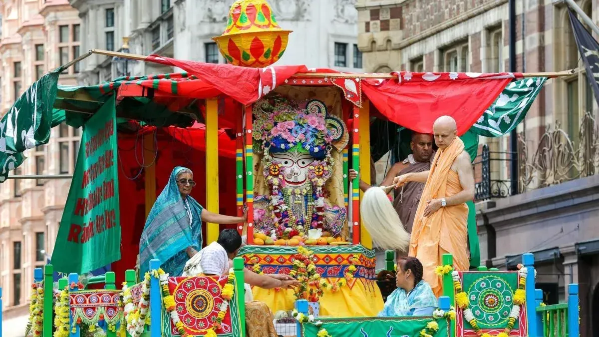 Афиша трансляции Парад колесниц Ратха-ятра в рамках фестиваля "День Индии"