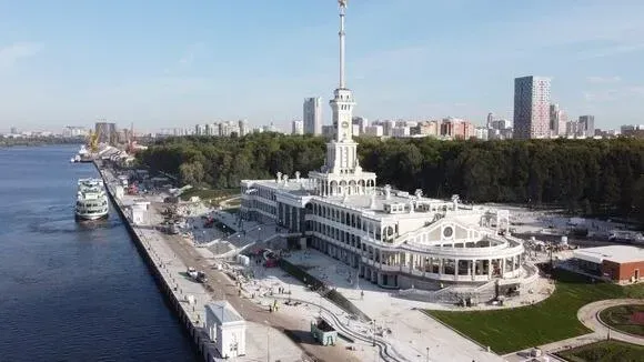 Афиша трансляции Экскурсия по территории Северного речного вокзала