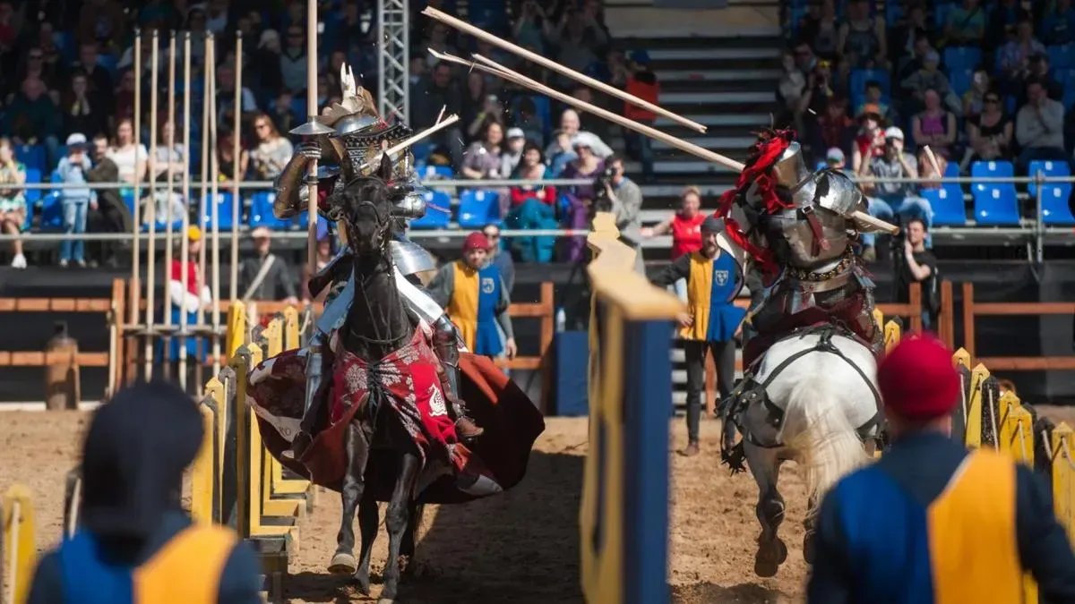 Афиша трансляции Рыцари на фестивале "Времена и эпохи. Победы России"