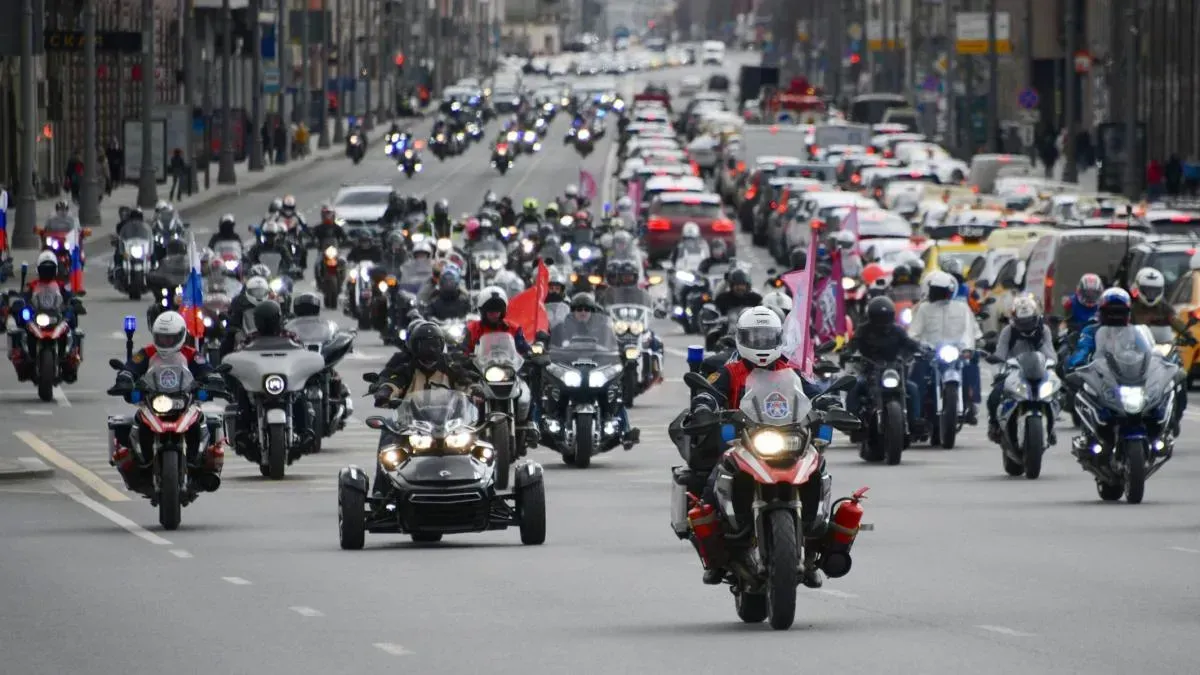 Афиша трансляции Мотопарад в честь открытия мотосезона в столице