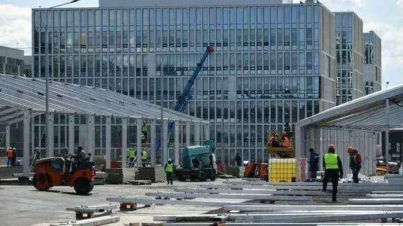 Афиша трансляции Возведение и перепрофилирование больниц во время пандемии