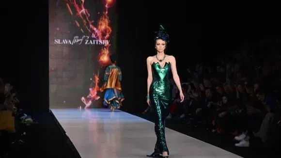 Афиша трансляции Открытие Mercedes-Benz Fashion Week Russia