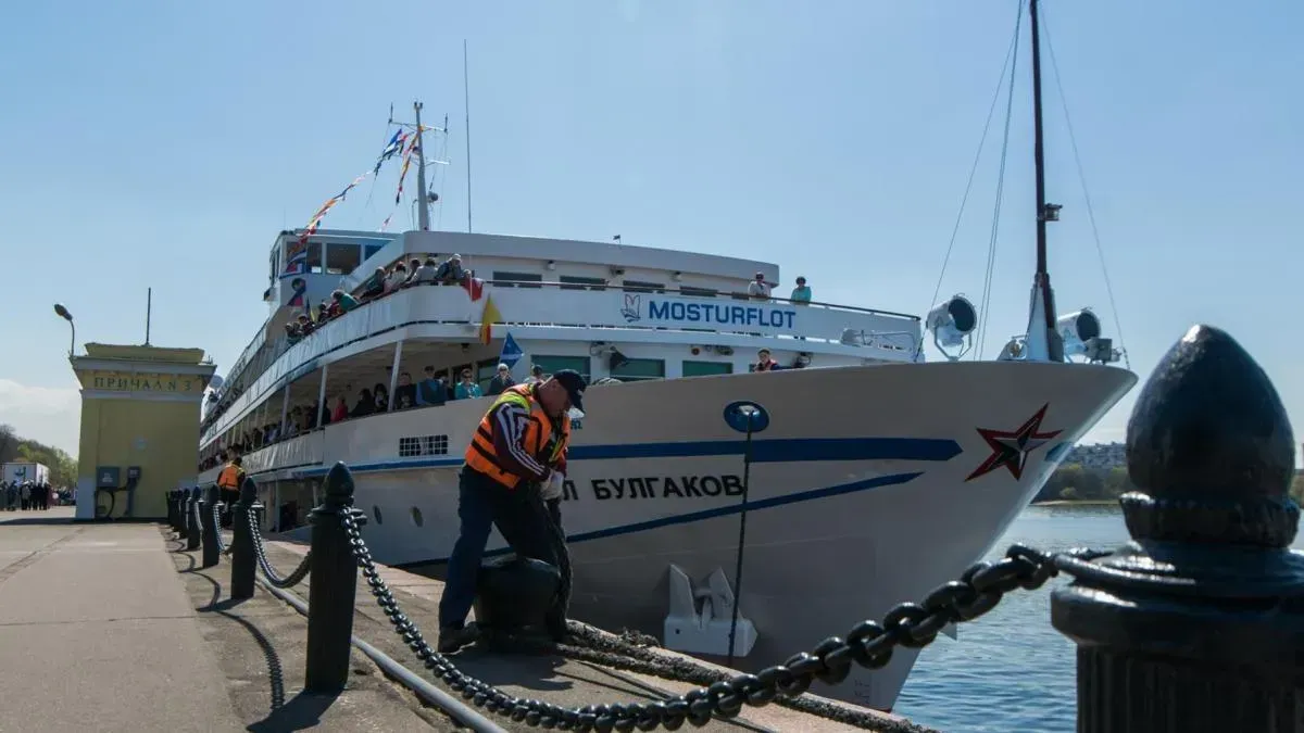 Афиша трансляции Закрытие летней пассажирской навигации на Москве-реке