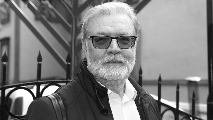 Афиша трансляции Прощание с народным артистом РФ Владимиром Симоновым