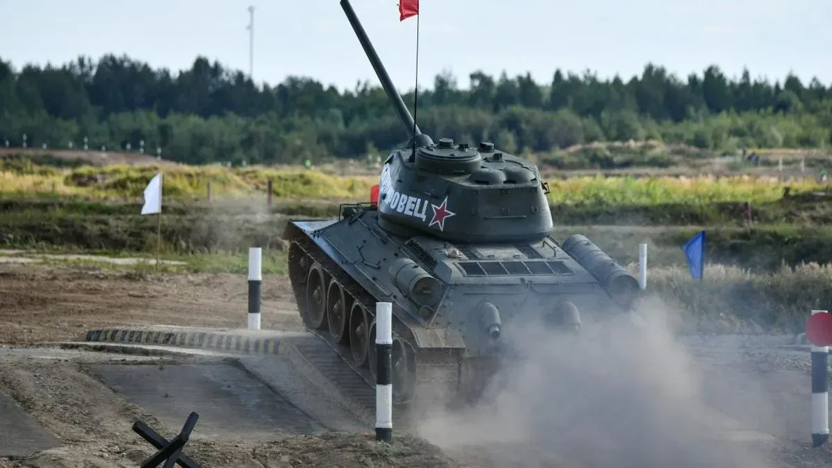 Афиша трансляции Торжественное открытие конкурса "Танковый биатлон"