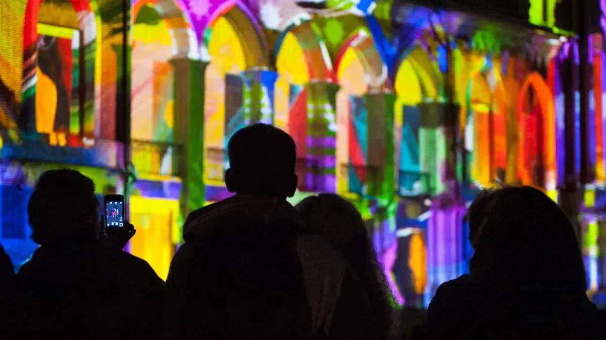 Афиша трансляции Фестиваль "Круг света" на проспекте Сахарова