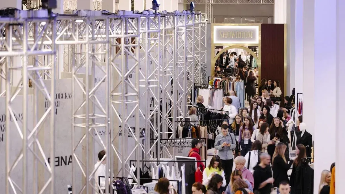 Афиша трансляции Московская неделя моды