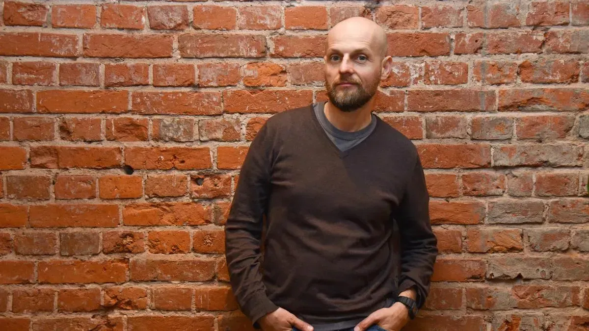 Афиша трансляции Спектакль Ивана Вырыпаева "Иранская конференция"