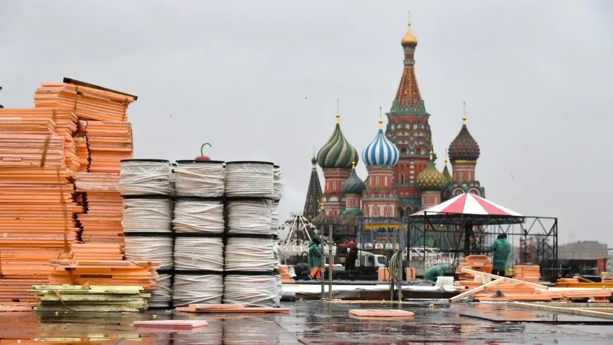 Афиша трансляции Монтаж ГУМ-Катка на Красной площади