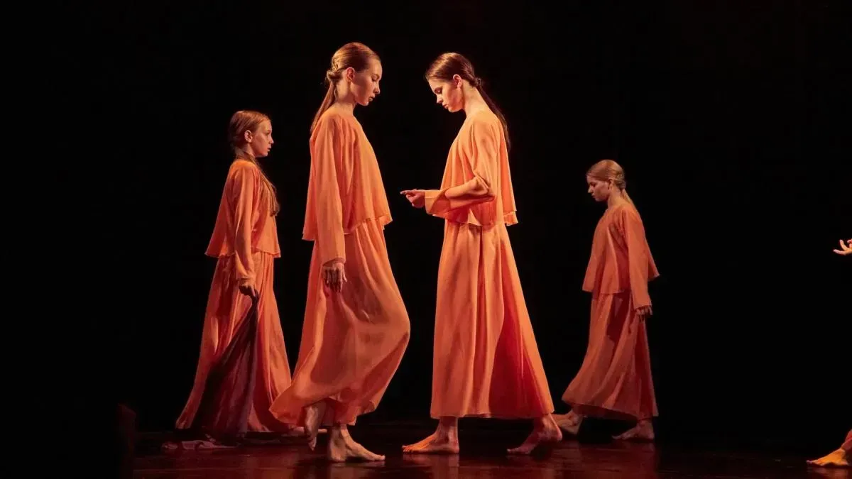 Афиша трансляции Музыкальный перформанс в рамках фестиваля "Скетчкультура"