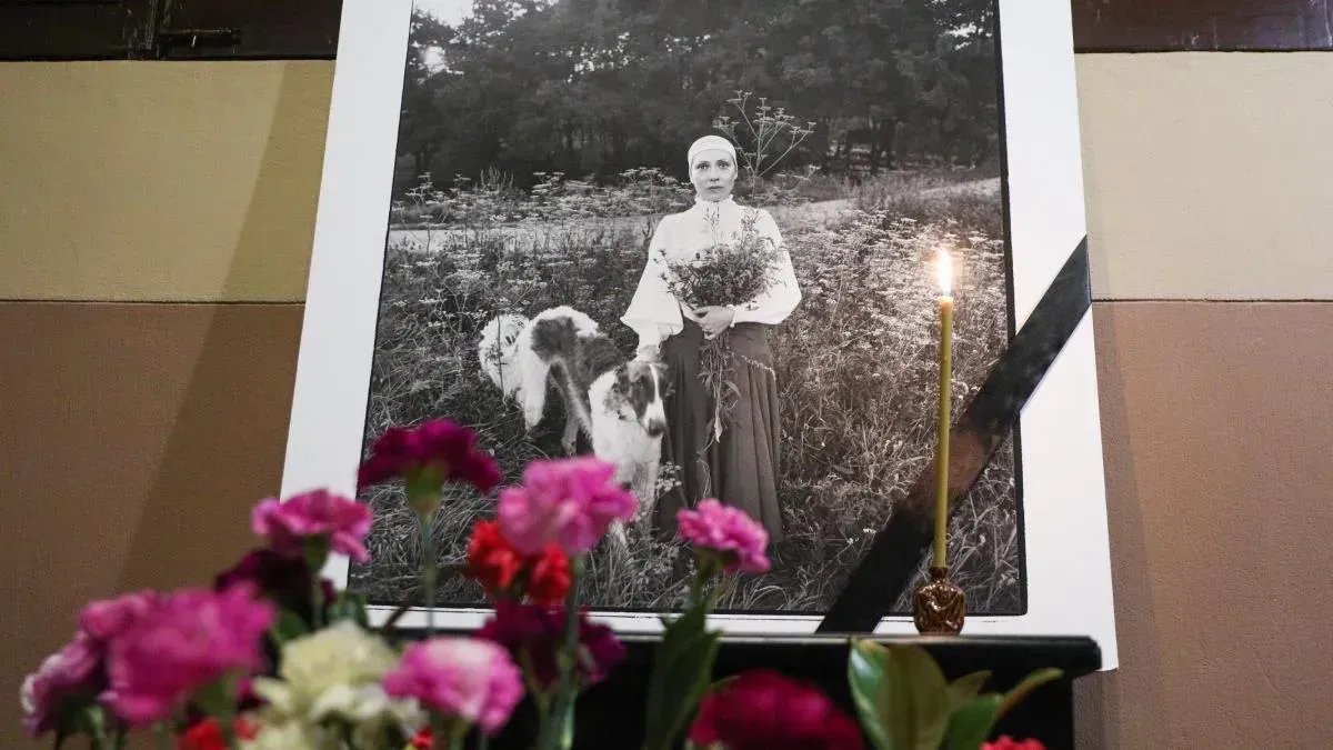 Афиша трансляции Прощание с актрисой Инной Чуриковой