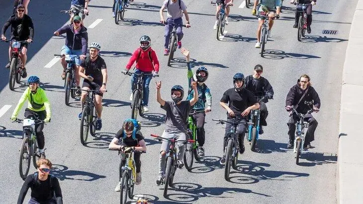 Афиша трансляции Весенний велофестиваль