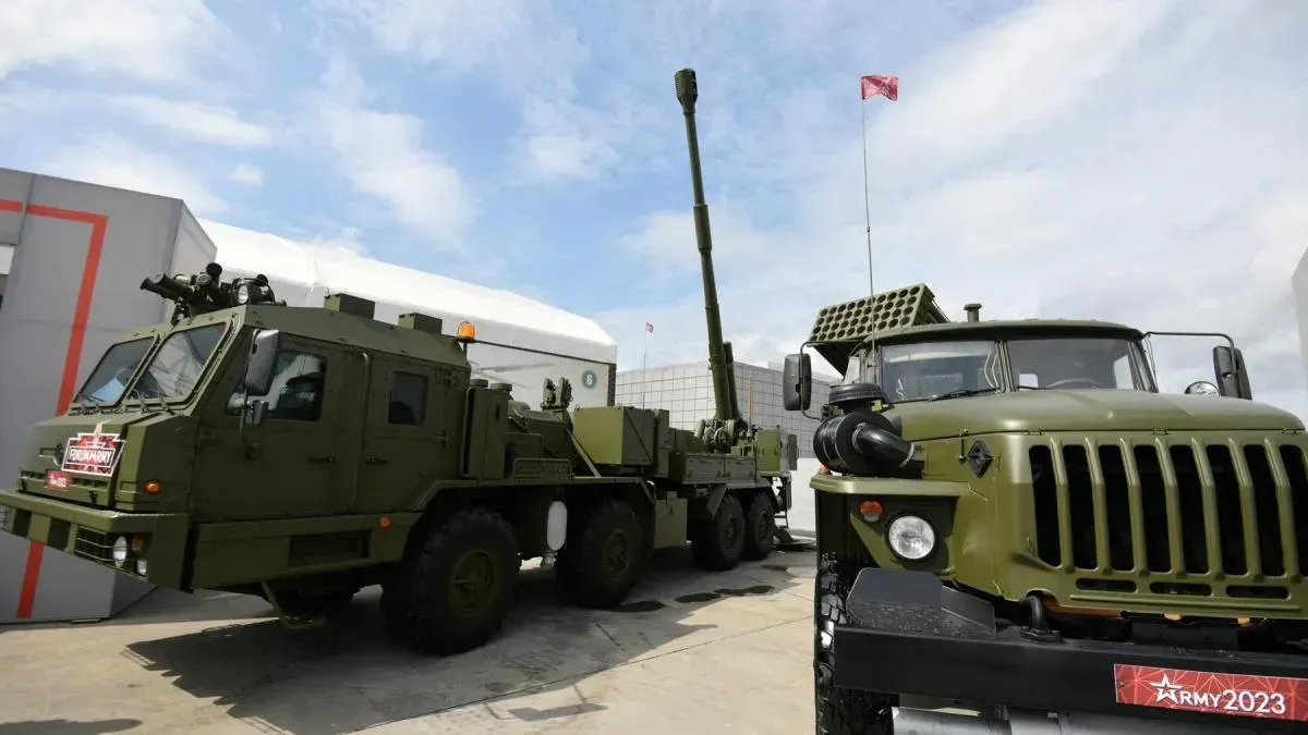 Афиша трансляции Обзор выставки российского вооружения на форуме "Армия-2023"