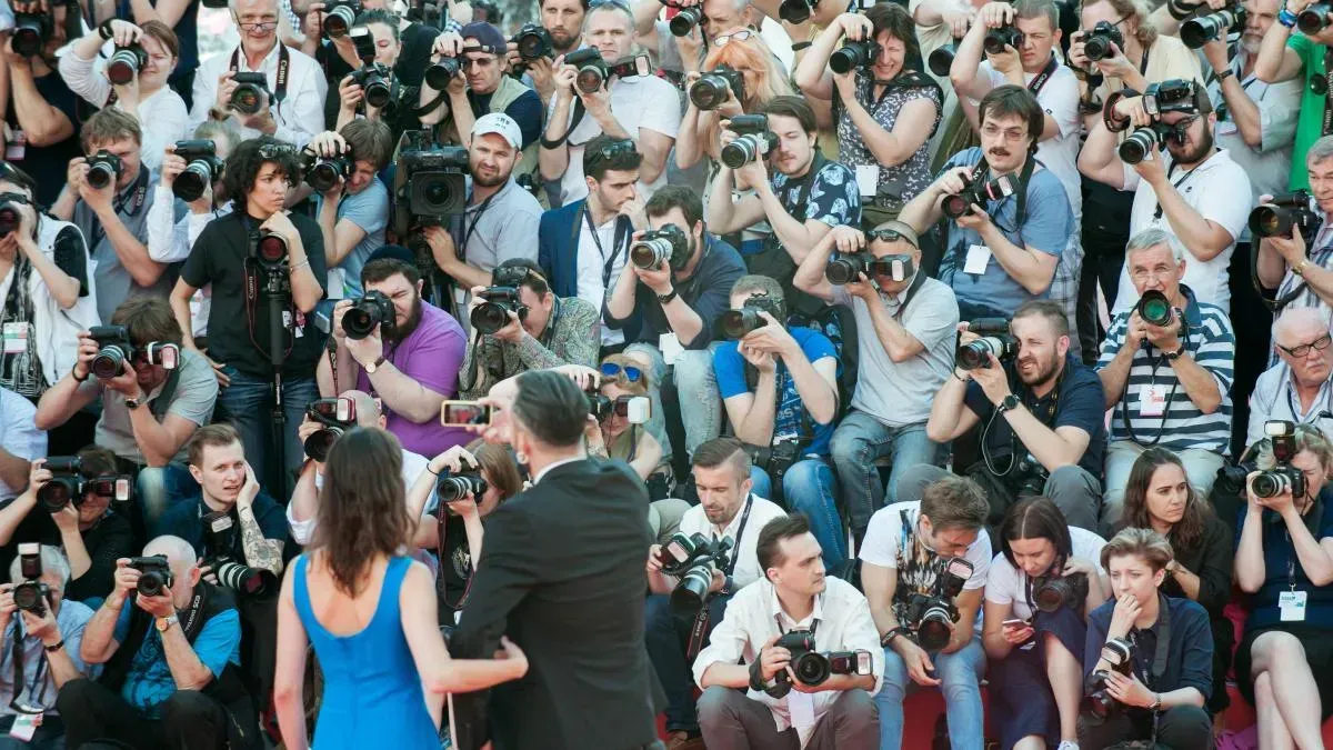 Афиша трансляции Парад звезд на 41-м Московском Международном кинофестивале