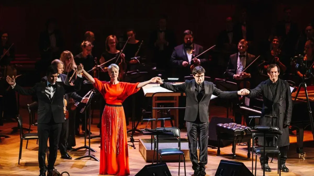 Афиша трансляции Закулисье спектакля "Мастер и Маргарита" с Дарьей Мороз