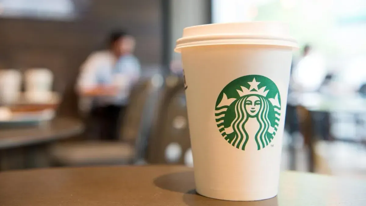 Афиша трансляции Открытие флагманской кофейни бывшего Starbucks