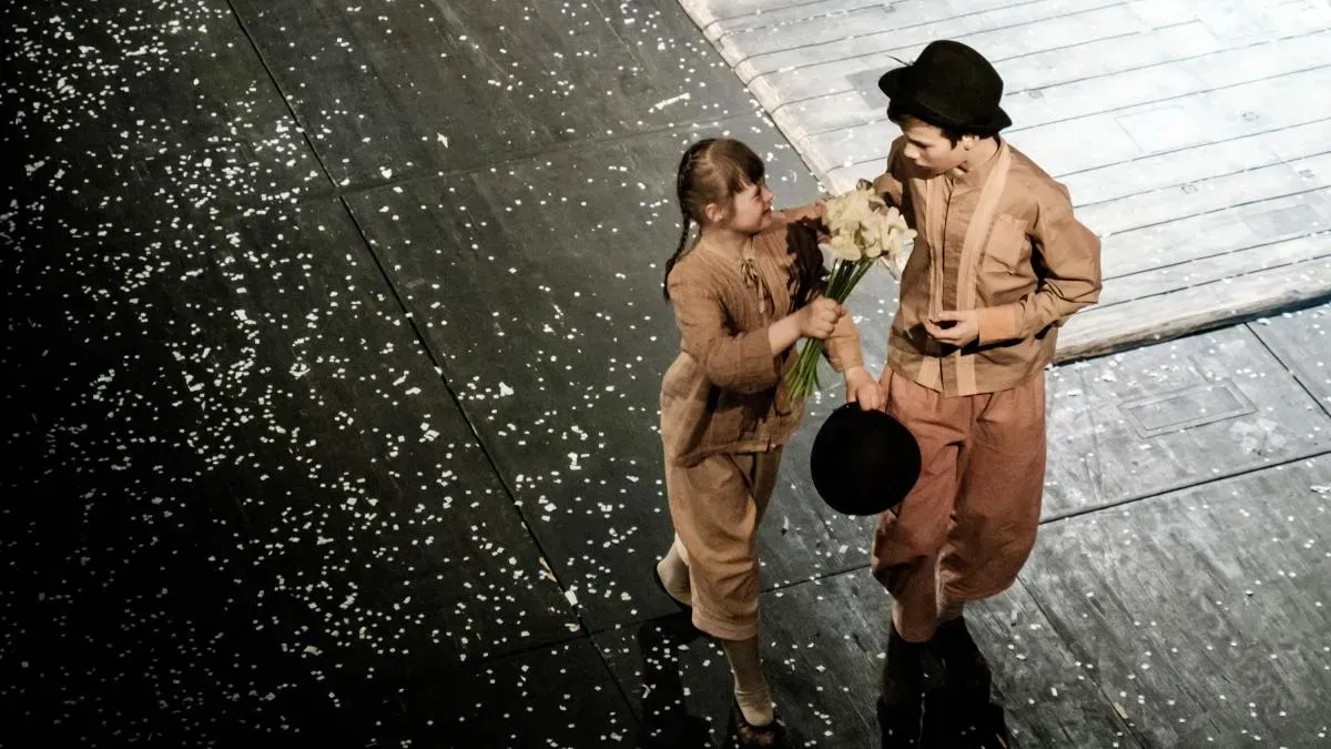 Афиша трансляции Театрально-цирковой перформанс в "Ночь театров"