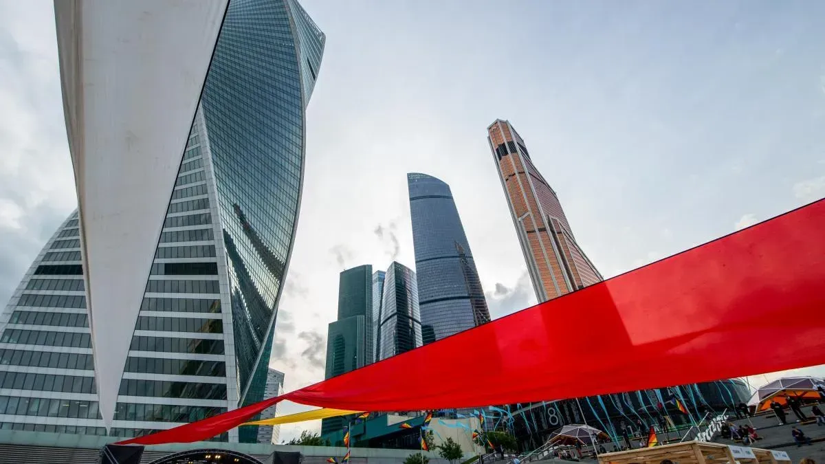 Афиша трансляции Восхождение на башню Сити с порталом Москва 24