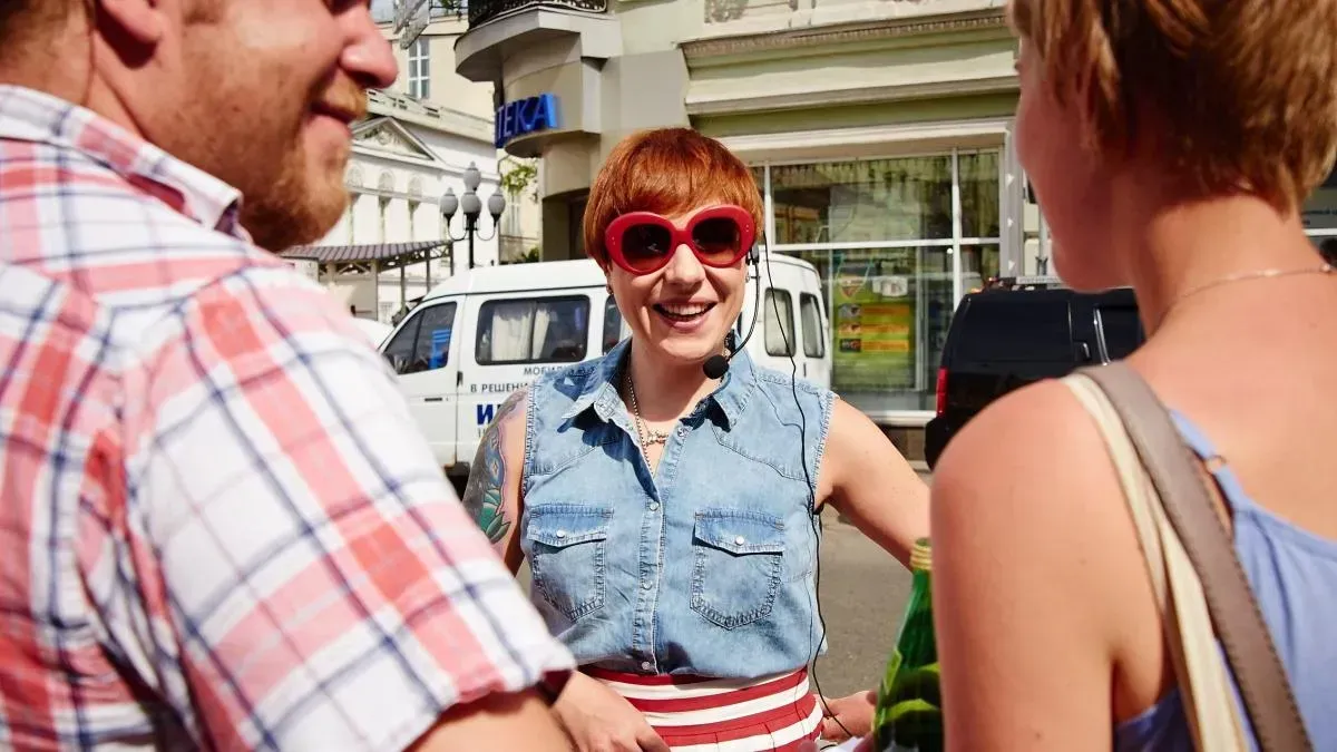 Афиша трансляции Тутта Ларсен читает "Дом, в котором…"