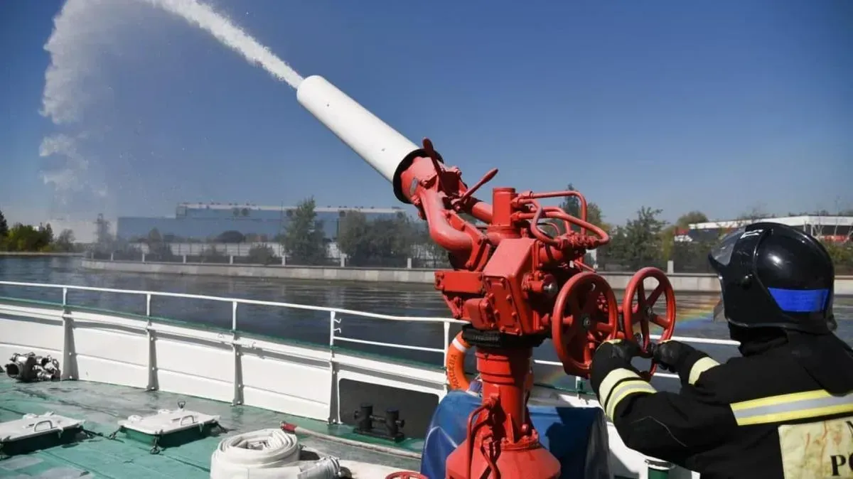 Афиша трансляции Как работают спасатели на корабле "Полковник Чернышев"