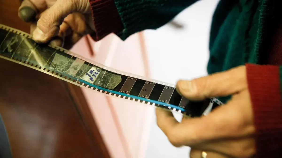 Афиша трансляции Есть ли смысл заниматься независимым кино в России