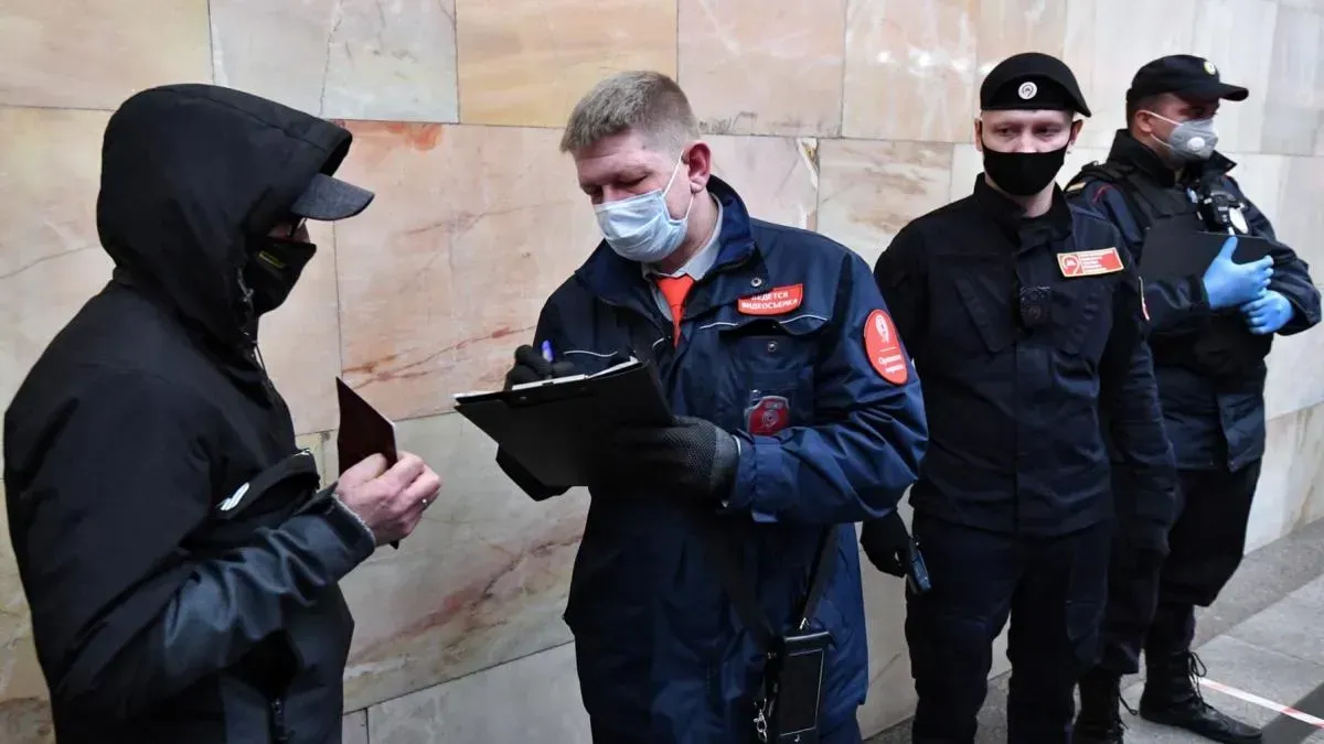 Афиша трансляции Как контролеры выявляют нарушителей масочного режима