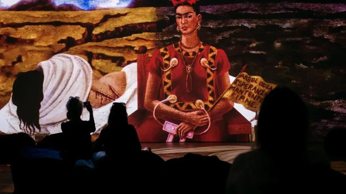 Афиша трансляции Экскурсия по выставке Фриды Кало