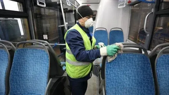 Афиша трансляции Как проходит дезинфекция автобусов