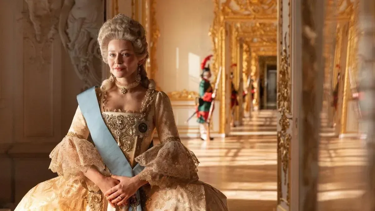 Афиша трансляции Гости закрытого показа фильма "Императрицы"