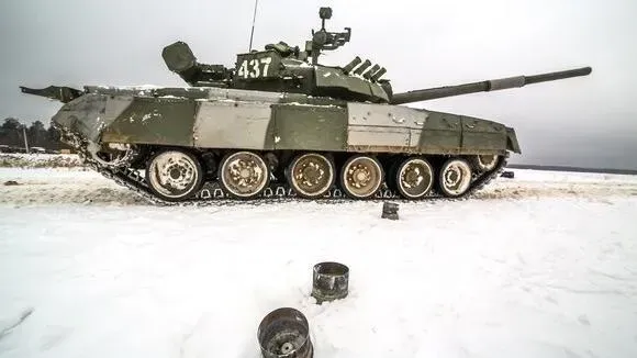 Афиша трансляции Выступление бронетанковой техники в парке "Патриот"