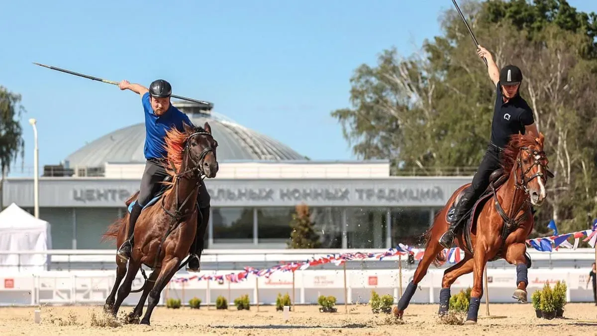 Афиша трансляции Конные соревнования по тентпеггингу на ВДНХ
