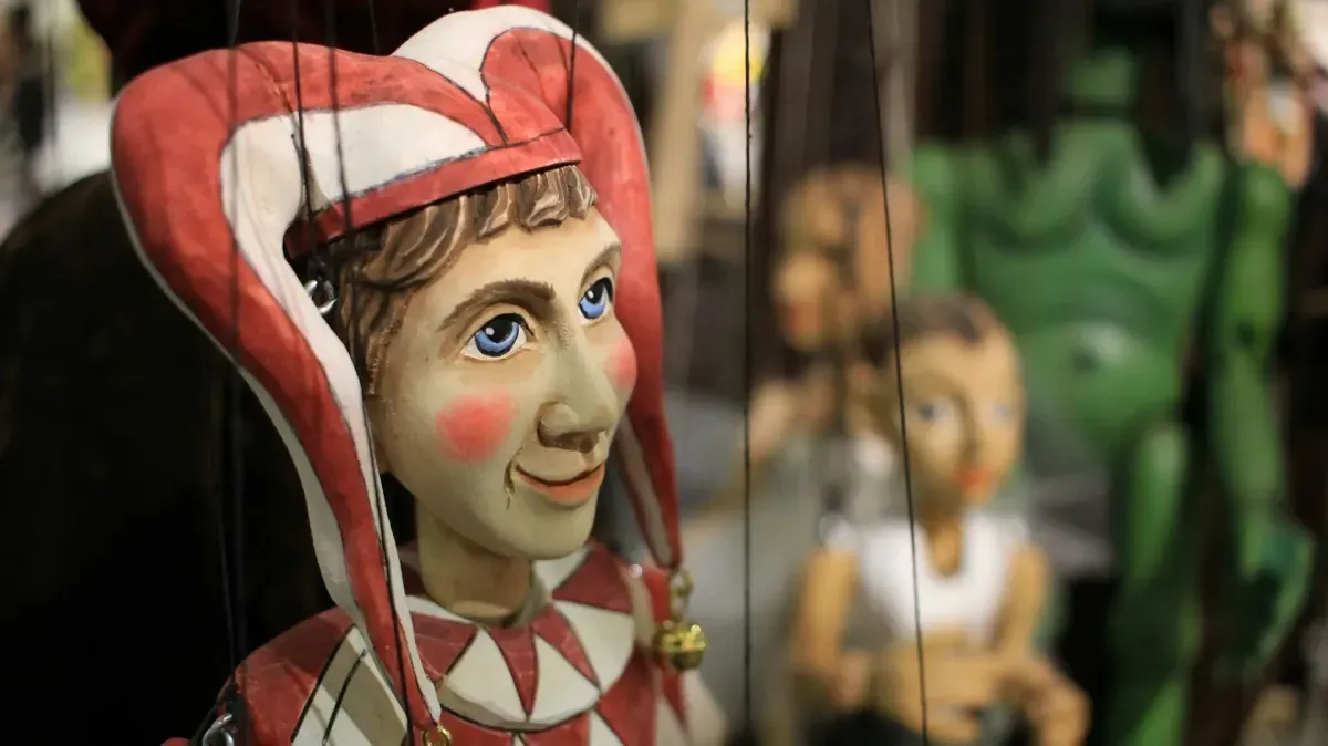 Афиша трансляции Фестиваль театров кукол "Кукольный остров"