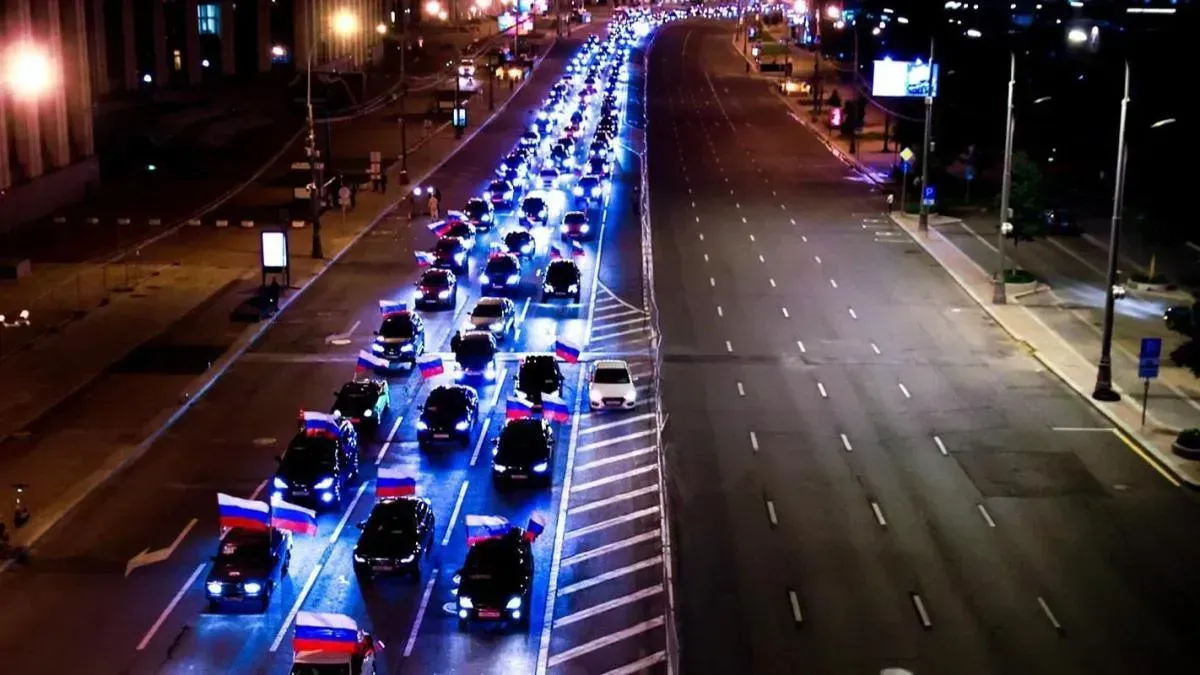 Афиша трансляции Предновогодний автопробег по Садовому кольцу