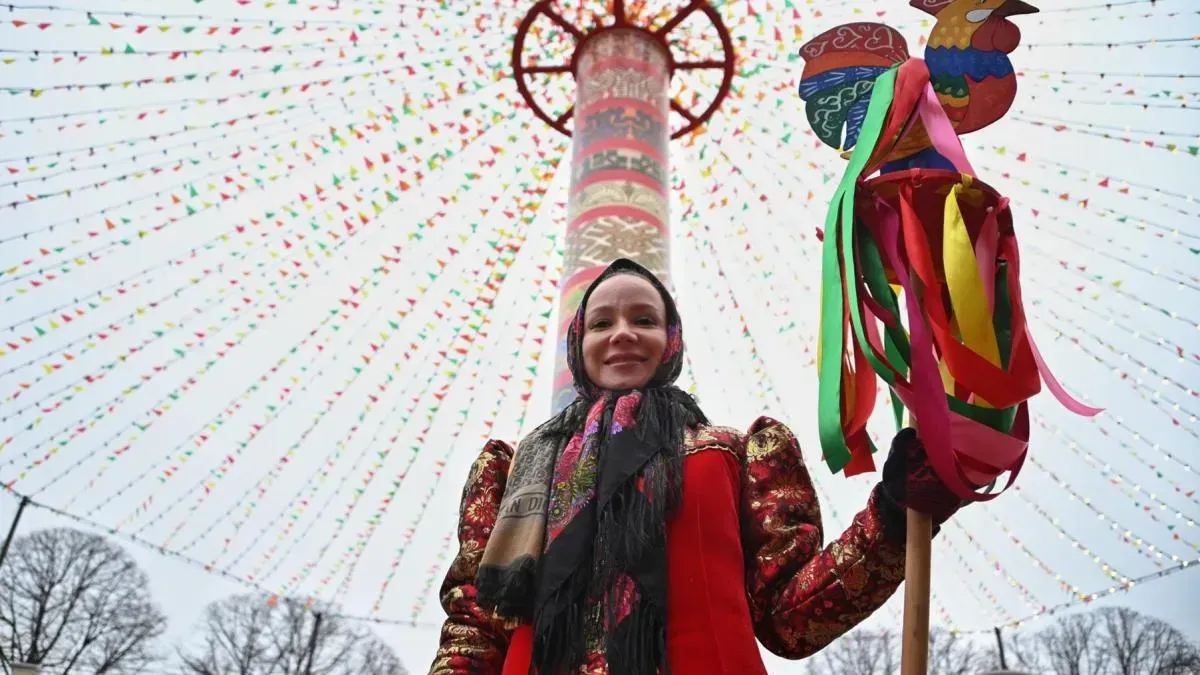 Афиша трансляции Ледовый спектакль "Легенда о НЕОновой Масленице"